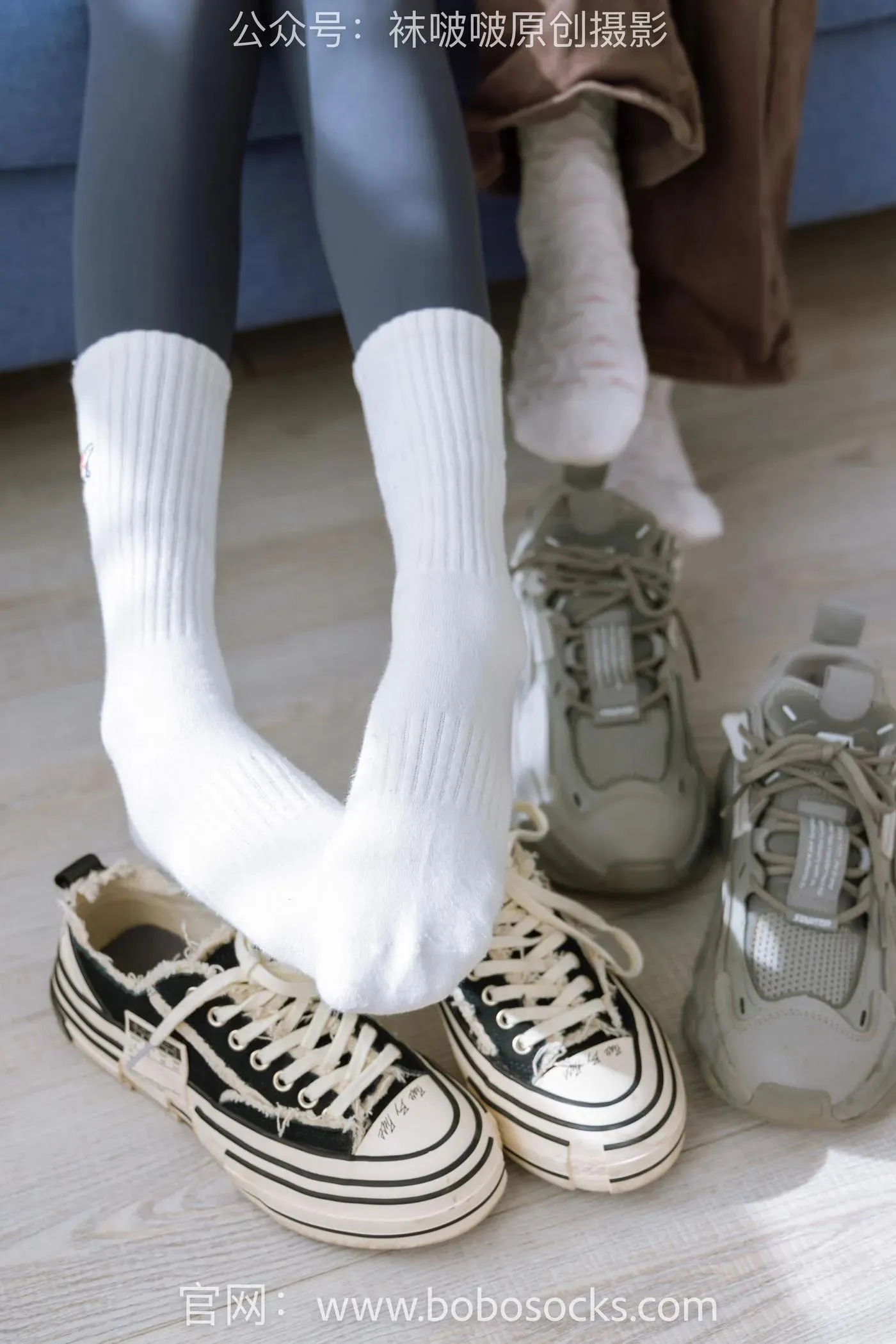 [BoBoSocks袜啵啵]NO.166 小甜豆稚予-板鞋、运动鞋、高跟鞋、白棉袜、蓝丝 [142P]插图8